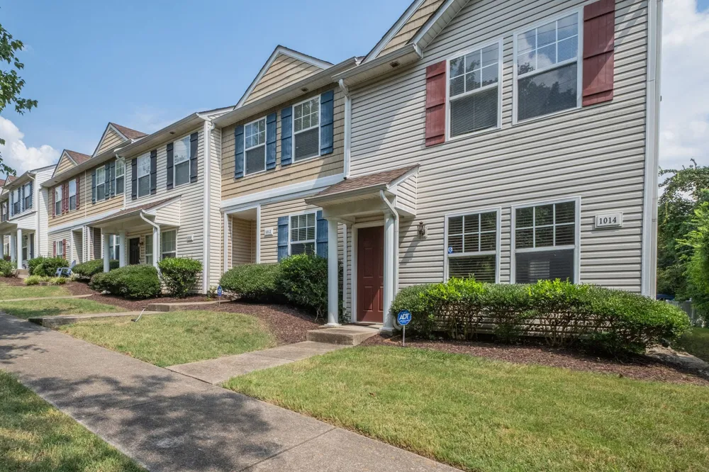 1014 Halifax Ln Antioch, TN 37013