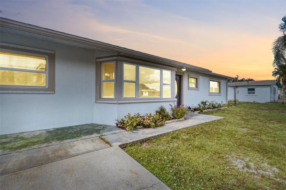 18186 IRIS ROAD Fort Myers, FL 33967