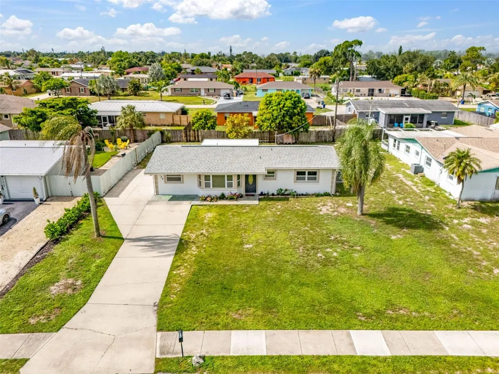 18186 IRIS ROAD Fort Myers, FL 33967