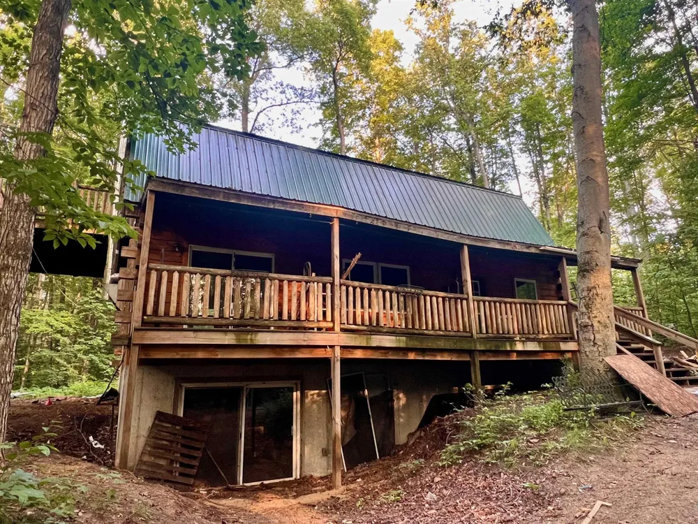 520 E Moorestown Road Norwich Township, MI 49651