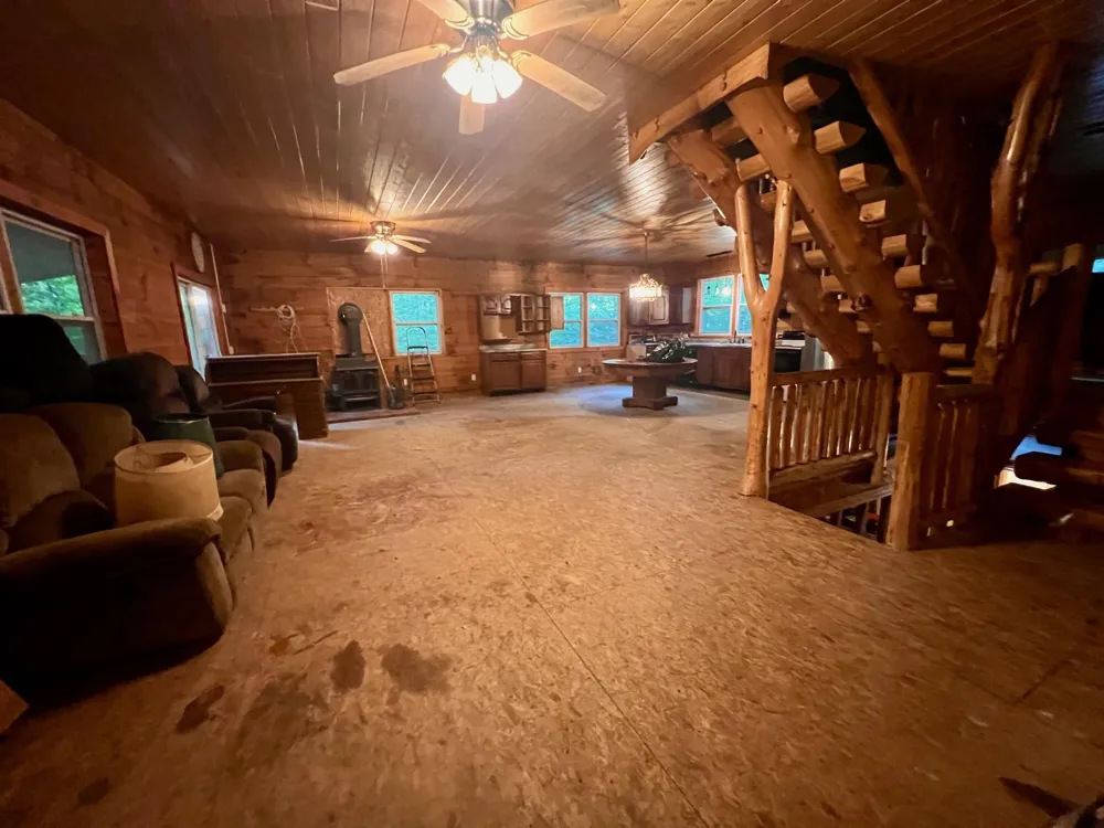 520 E Moorestown Road Norwich Township, MI 49651