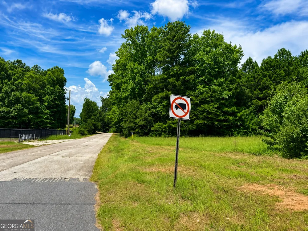 0 19 41 HWY N Hampton, GA 30228