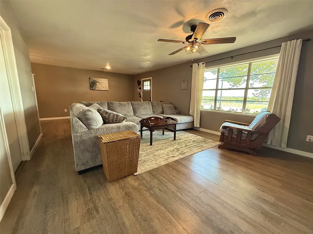 200 Arden Street Bowie, TX 76230
