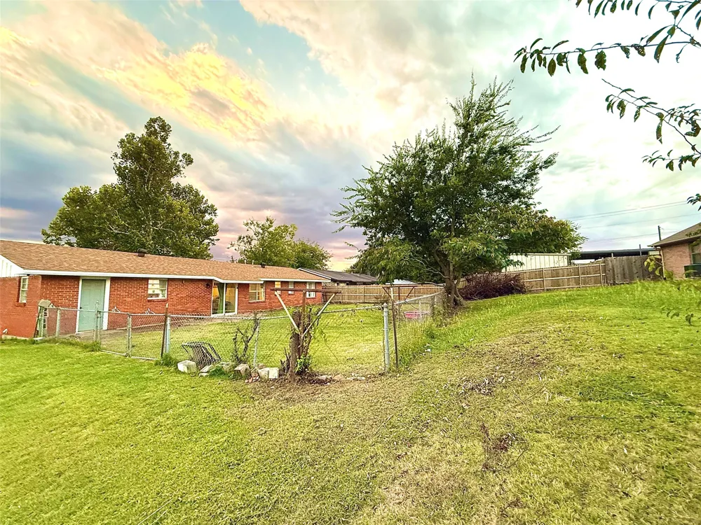 200 Arden Street Bowie, TX 76230