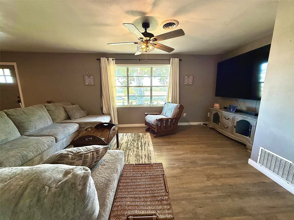 200 Arden Street Bowie, TX 76230