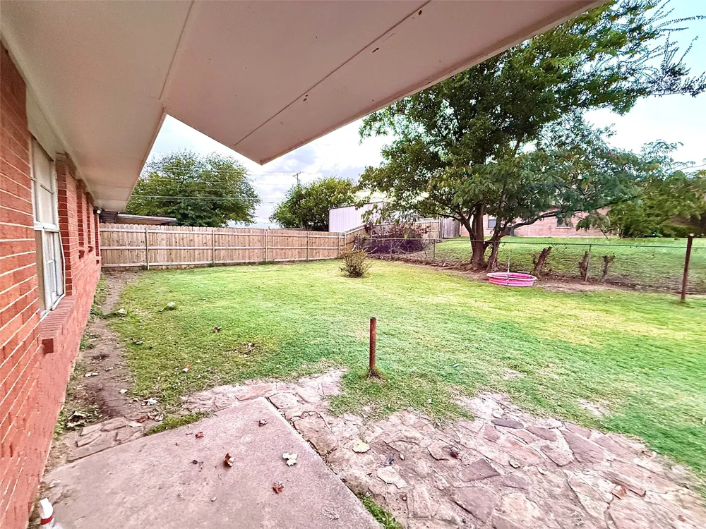 200 Arden Street Bowie, TX 76230