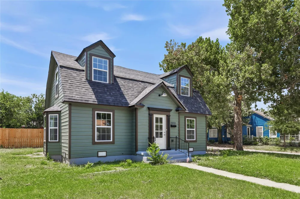 2201 Vincent Street Brownwood, TX 76801