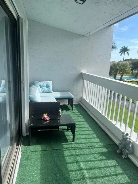1701 WOODBRIDGE LAKES CIRCLE West Palm Beach, FL 33406