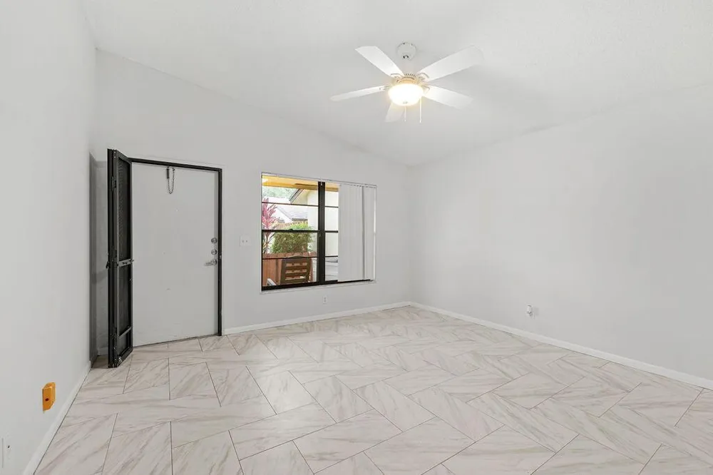 8019 SE Villa Circle Hobe Sound, FL 33455