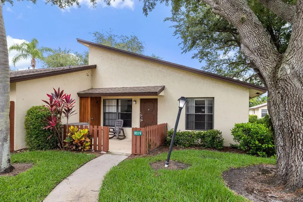 8019 SE Villa Circle Hobe Sound, FL 33455
