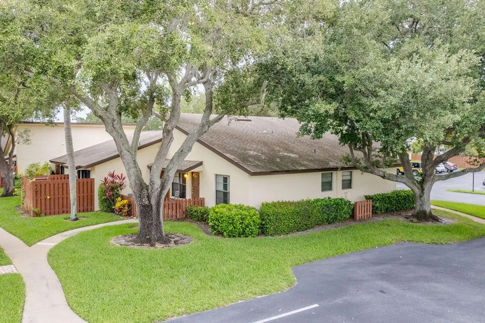 8019 SE Villa Circle Hobe Sound, FL 33455