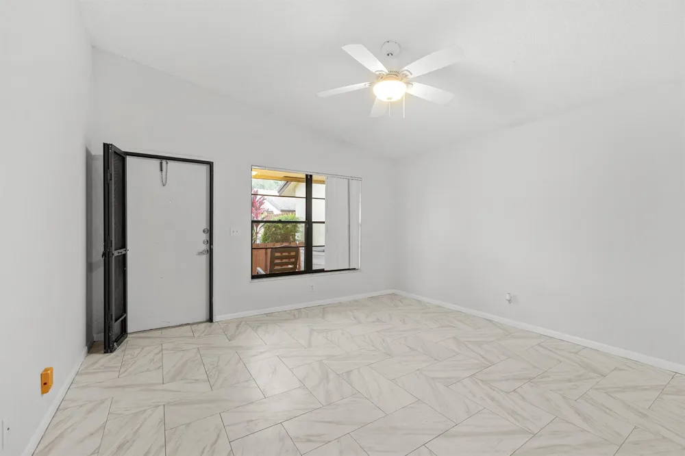 8019 SE Villa Circle Hobe Sound, FL 33455