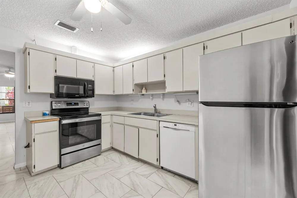 8019 SE Villa Circle Hobe Sound, FL 33455