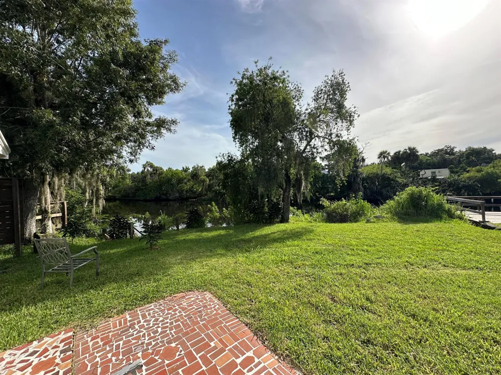 1764 W MIDWAY Fort Pierce, FL 34981