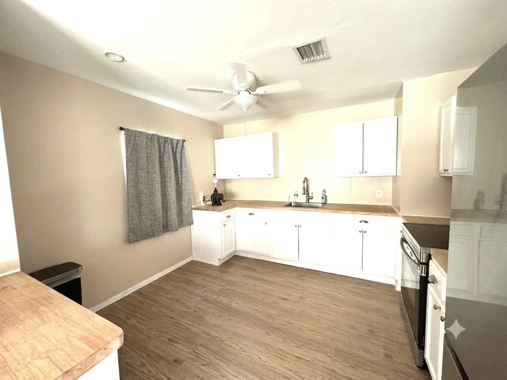 1764 W MIDWAY Fort Pierce, FL 34981