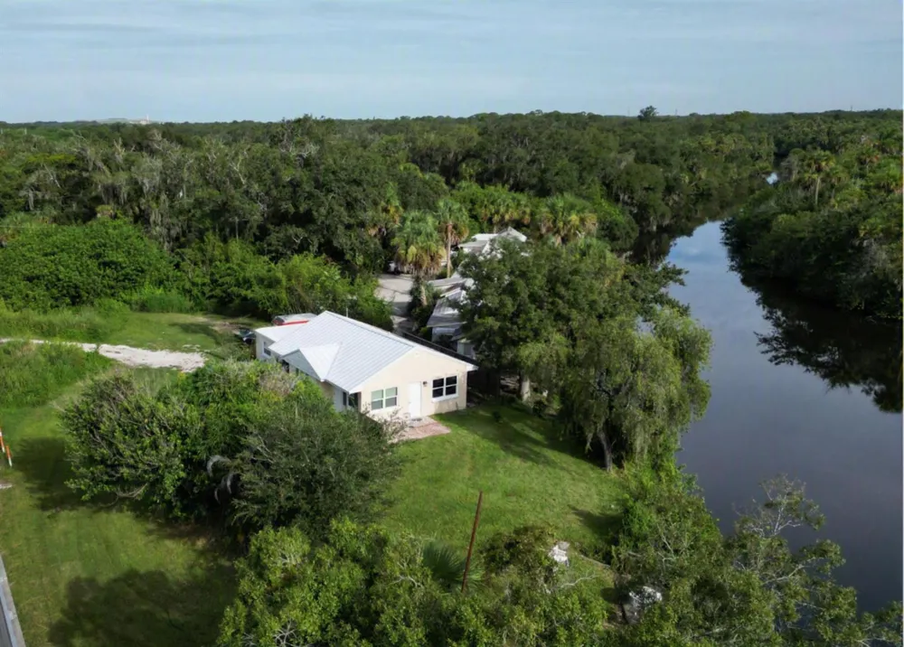 1764 W MIDWAY Fort Pierce, FL 34981