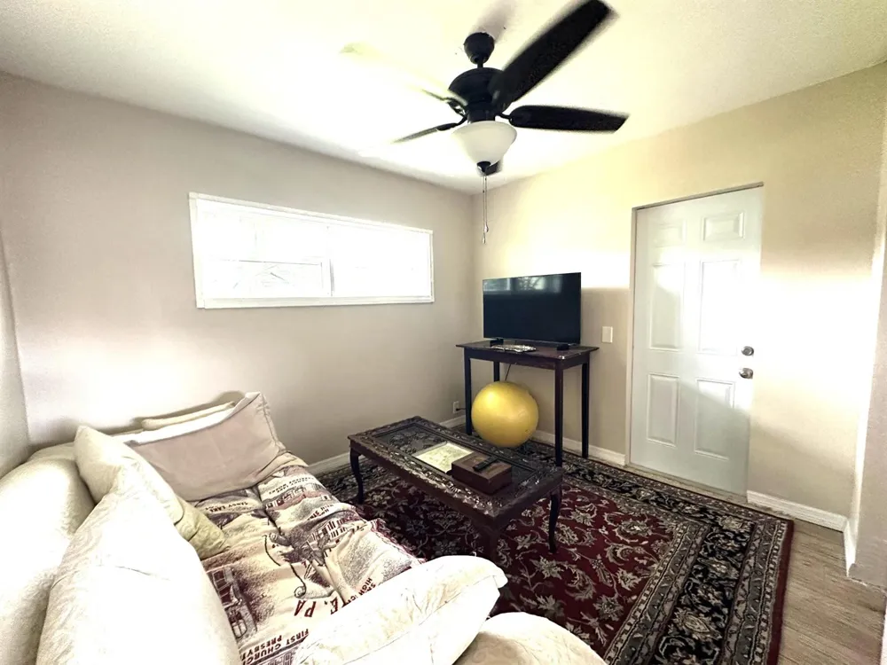 1764 W MIDWAY Fort Pierce, FL 34981
