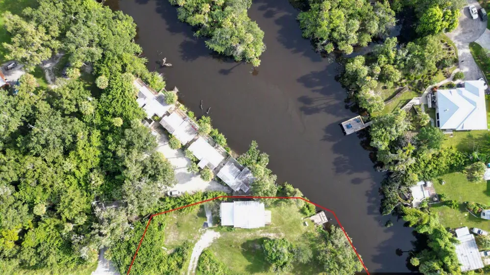 1764 W MIDWAY Fort Pierce, FL 34981