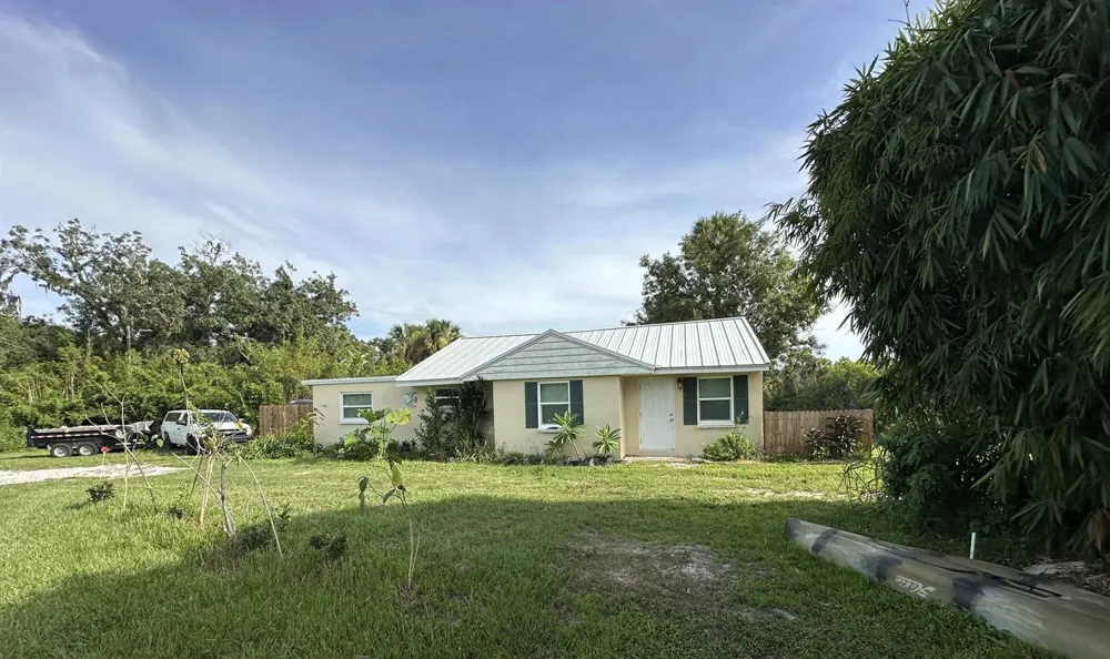 1764 W MIDWAY Fort Pierce, FL 34981