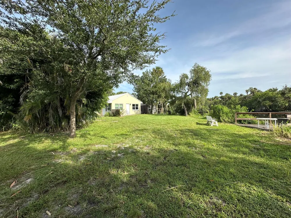 1764 W MIDWAY Fort Pierce, FL 34981