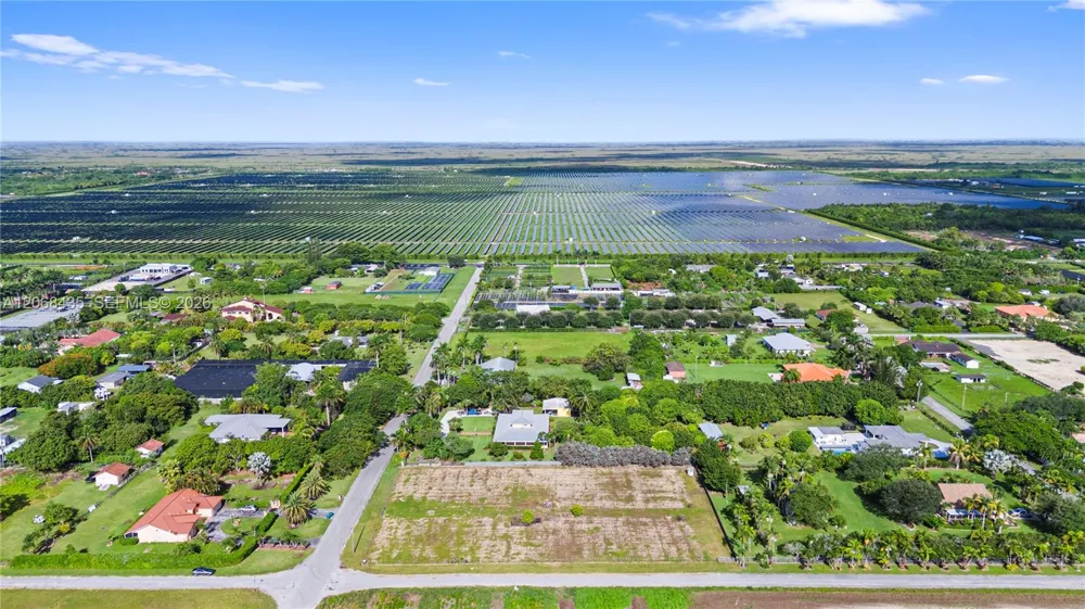 213 SW 240 ST Homestead, FL 33031