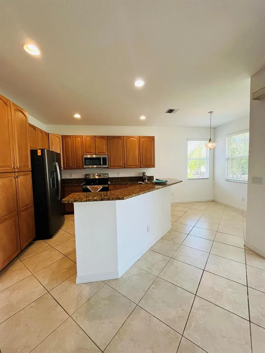 6354 ASTOR PLACE Vero Beach, FL 32966