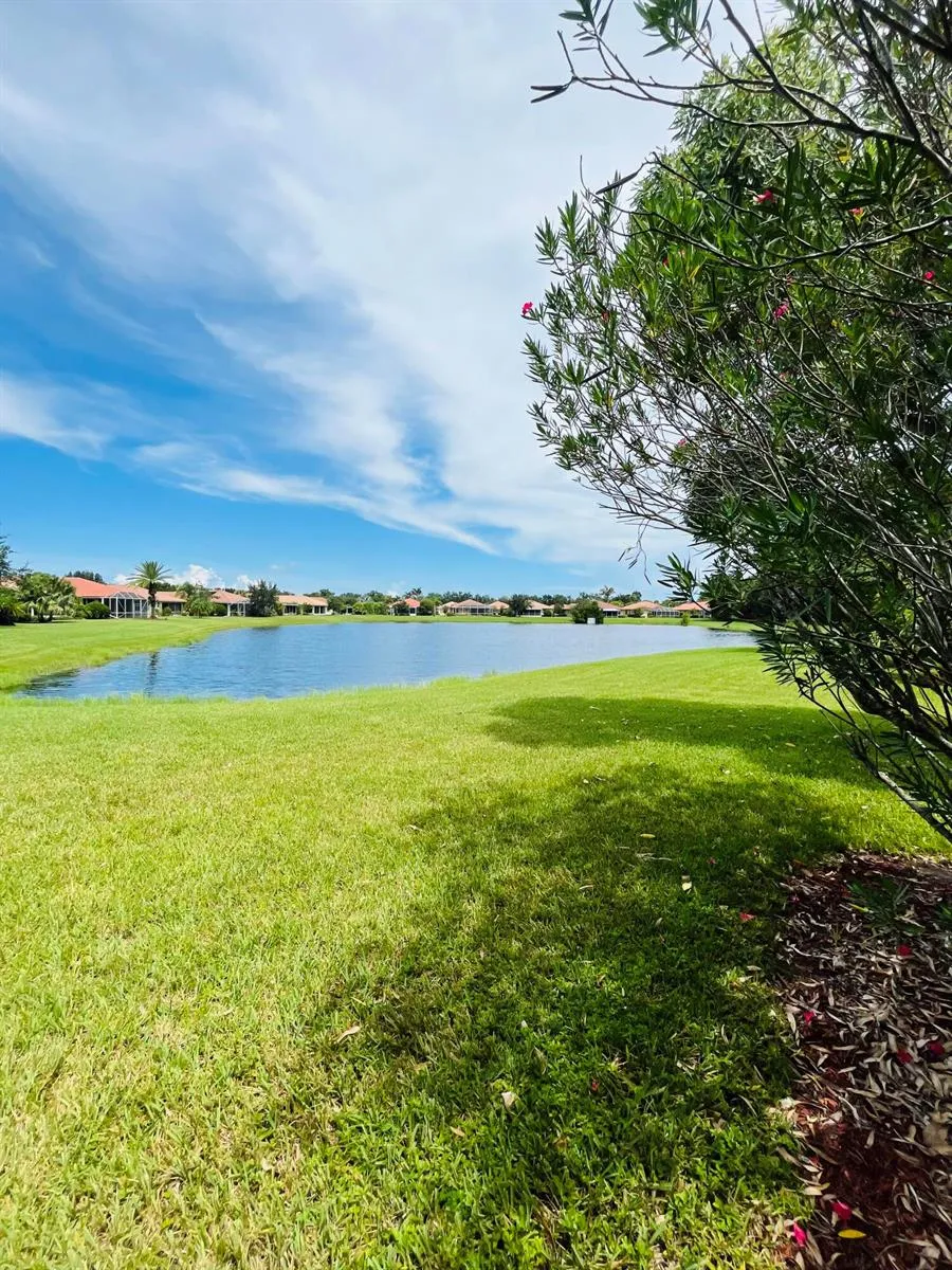 6354 ASTOR PLACE Vero Beach, FL 32966