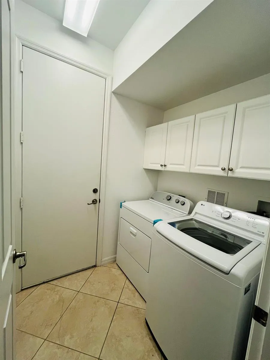 6354 ASTOR PLACE Vero Beach, FL 32966