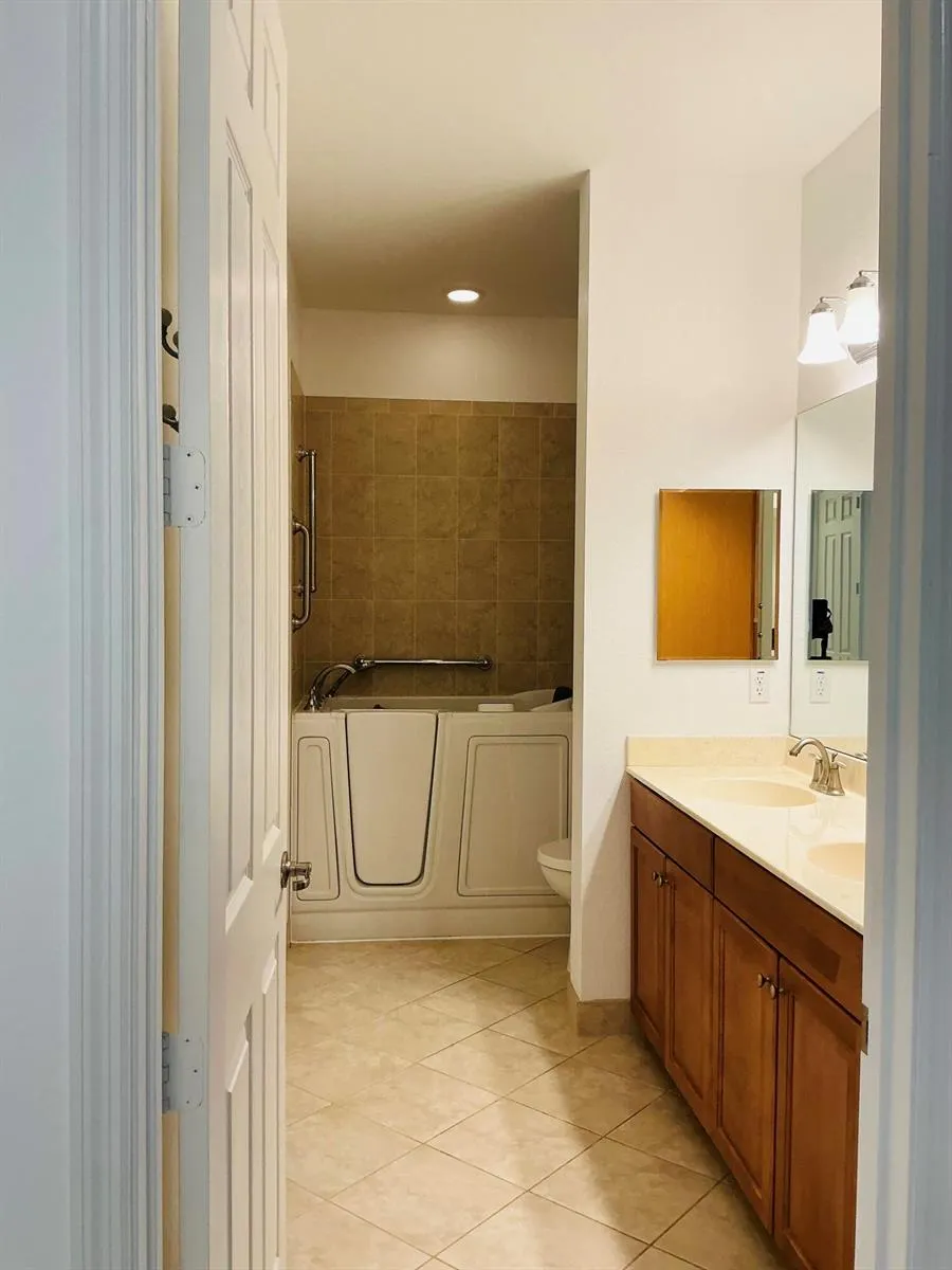 6354 ASTOR PLACE Vero Beach, FL 32966