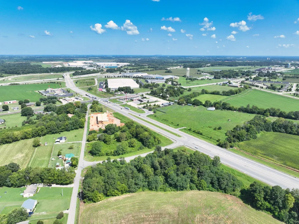 233T T G T Rd Portland, TN 37148
