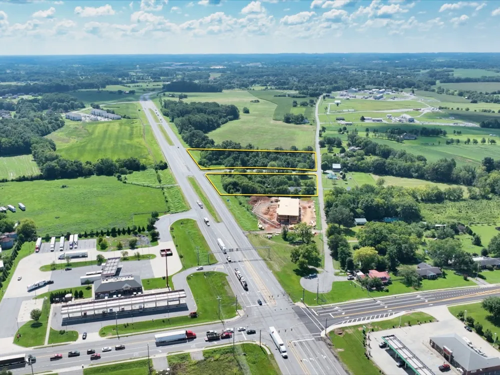 233T T G T Rd Portland, TN 37148