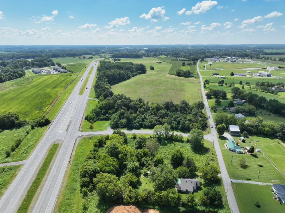 233T T G T Rd Portland, TN 37148