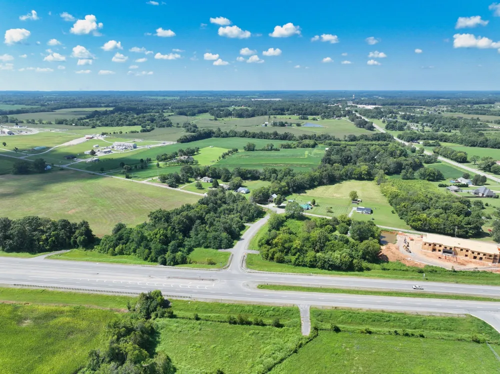 233T T G T Rd Portland, TN 37148