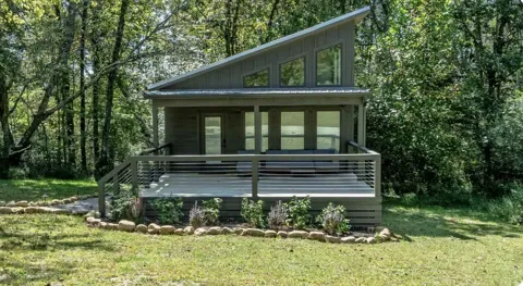 87 Dwellings Dr