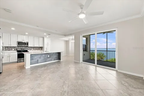 920 TIDEWATER SHORES LOOP #307