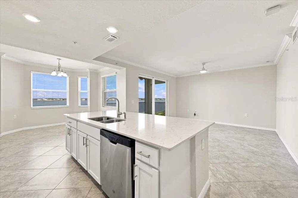 920 TIDEWATER SHORES LOOP #307 Bradenton, FL 34208