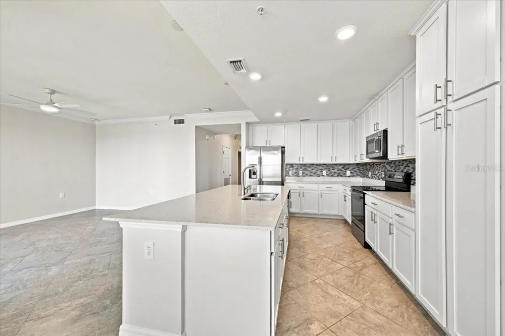 920 TIDEWATER SHORES LOOP #307 Bradenton, FL 34208