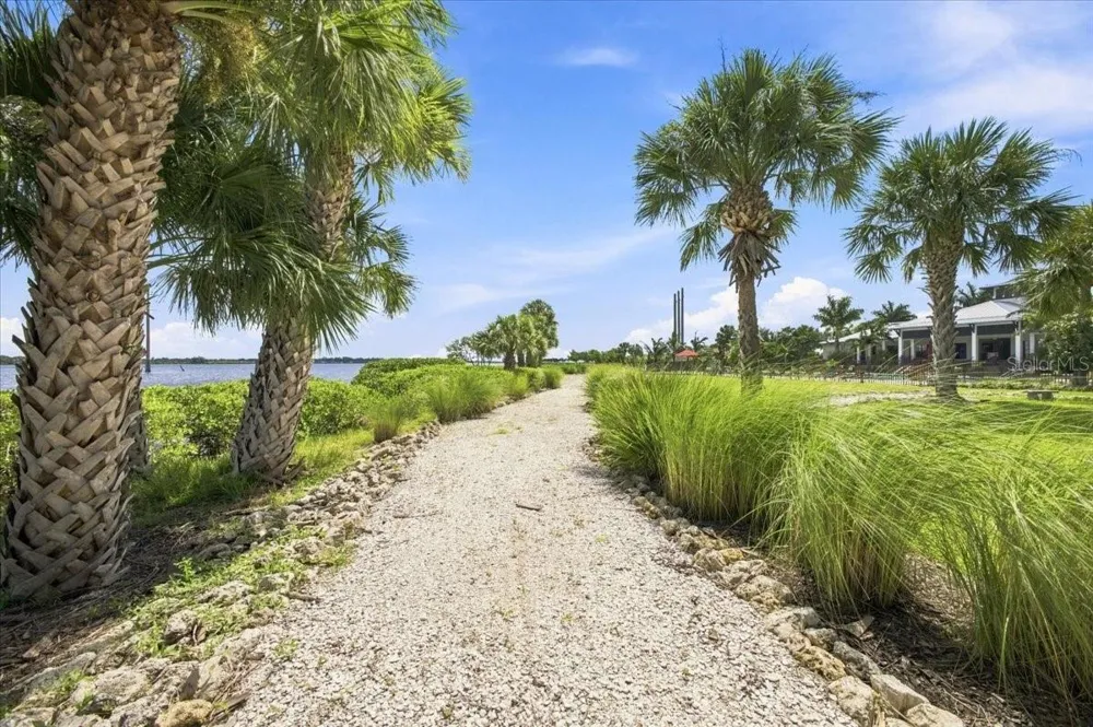 920 TIDEWATER SHORES LOOP #307 Bradenton, FL 34208