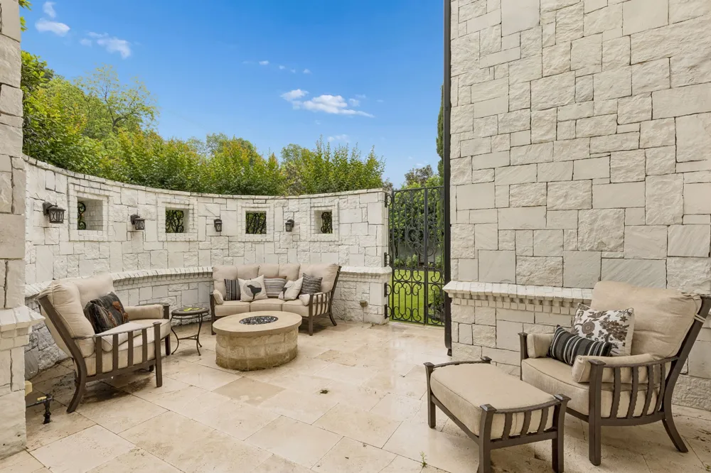 4511 Watauga Road Dallas, TX 75209