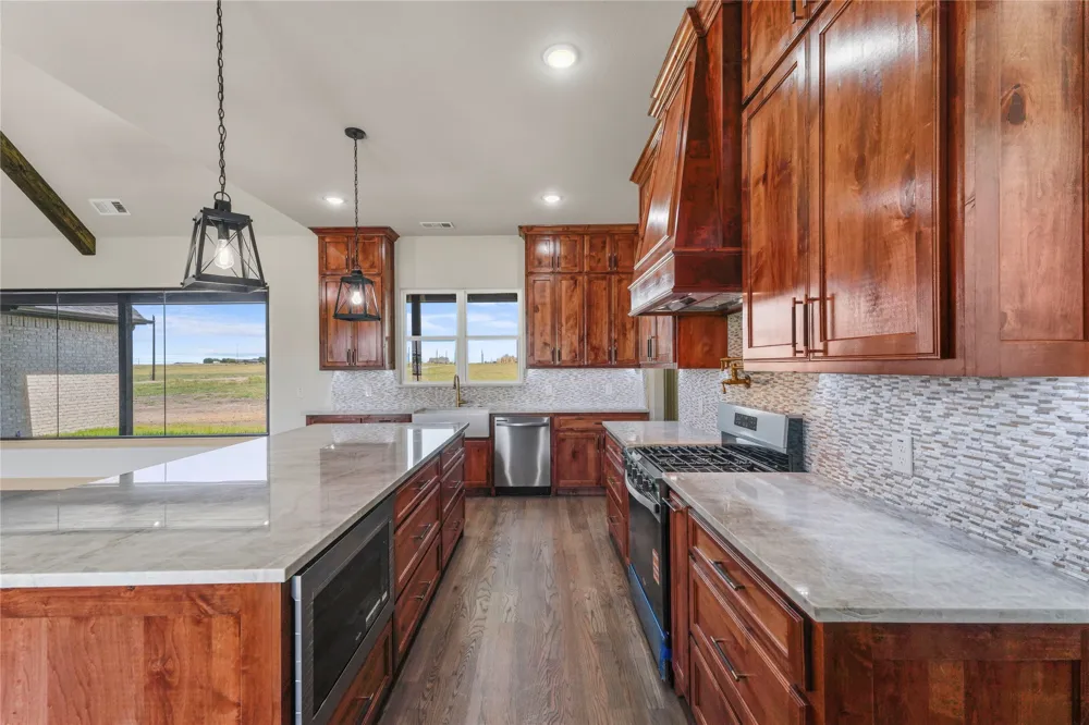 650 Alondrita Street Celeste, TX 75423