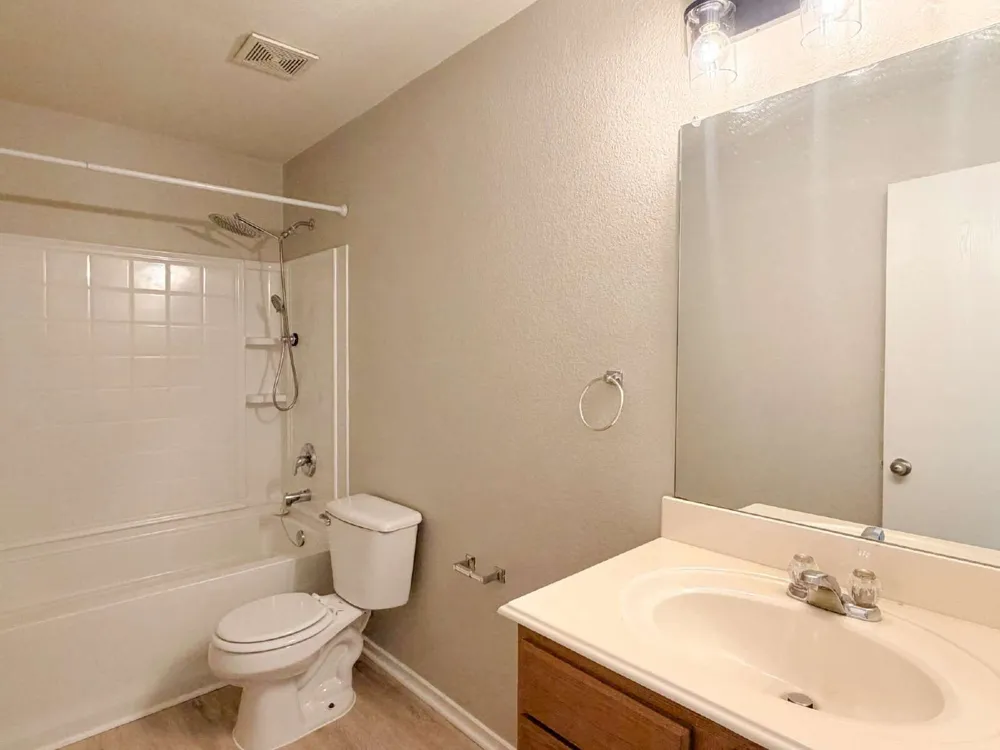 670 Horn Street Crowley, TX 76036