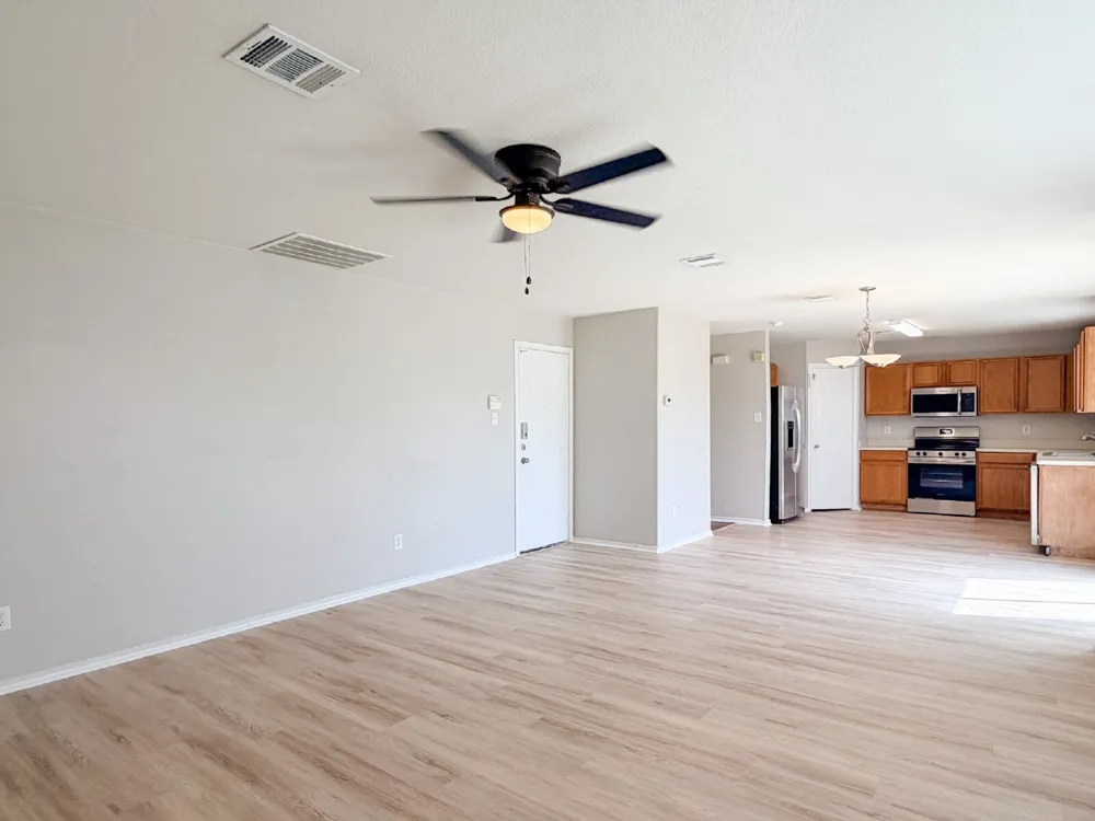 670 Horn Street Crowley, TX 76036