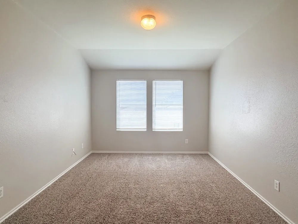 670 Horn Street Crowley, TX 76036