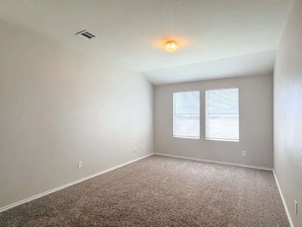 670 Horn Street Crowley, TX 76036