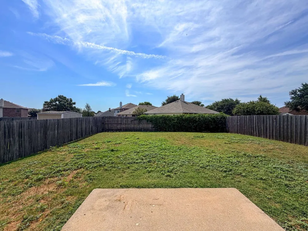 670 Horn Street Crowley, TX 76036