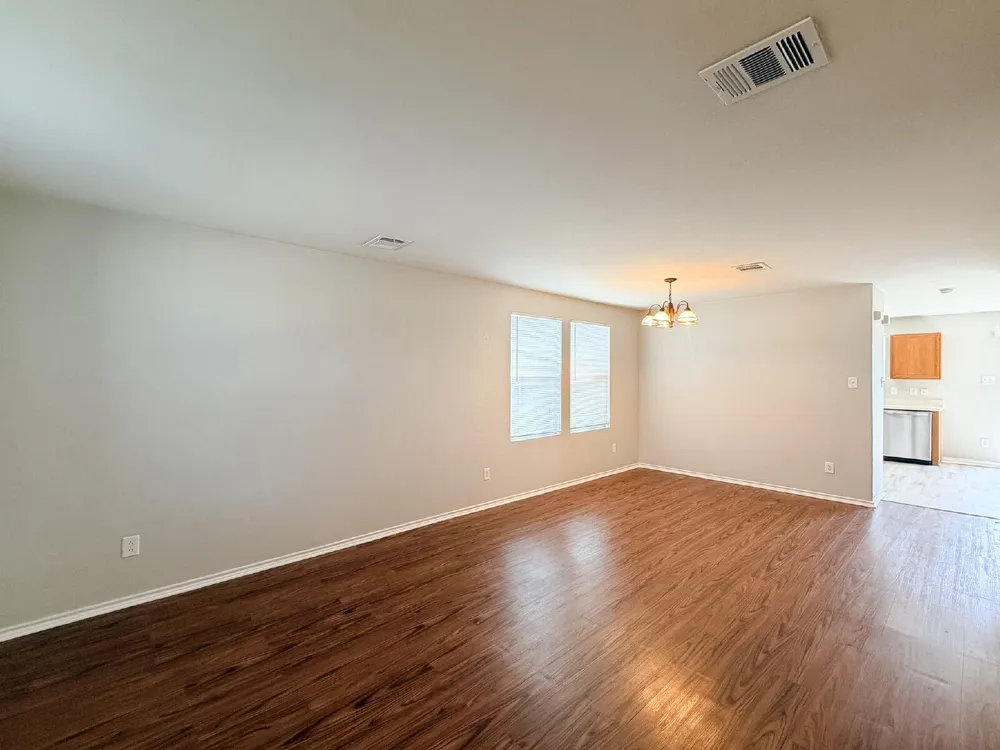 670 Horn Street Crowley, TX 76036