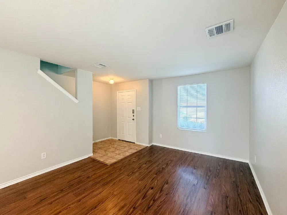 670 Horn Street Crowley, TX 76036