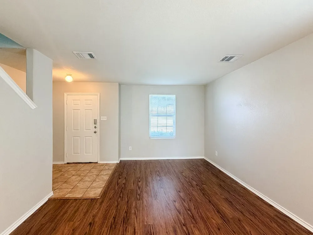 670 Horn Street Crowley, TX 76036