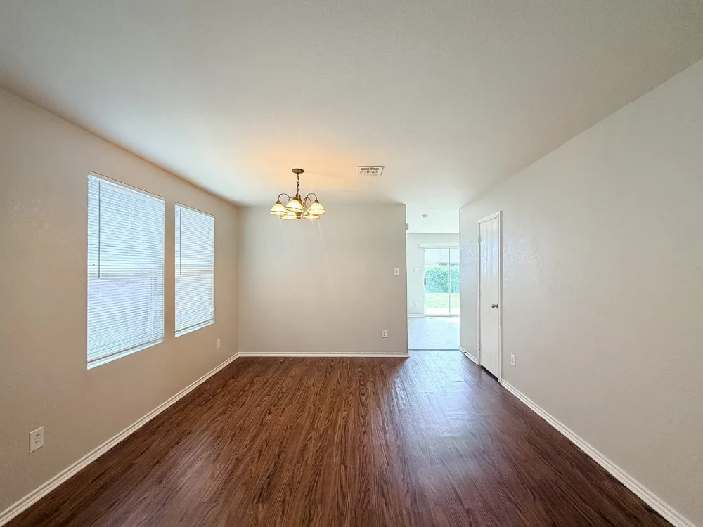 670 Horn Street Crowley, TX 76036
