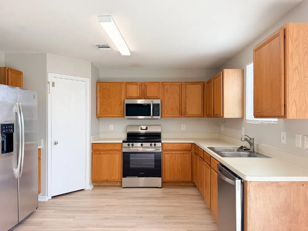 670 Horn Street Crowley, TX 76036